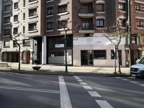 Local comercial en calle del Doctor Severo Ochoa, 11